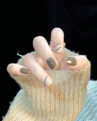 -UU·NAIL美甲美睫專門店