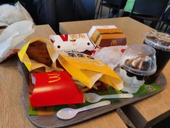 -麦当劳(展览路店)