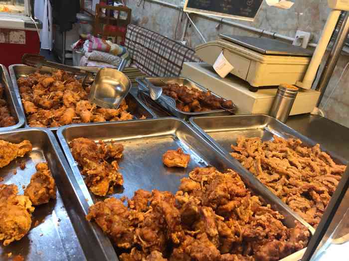 西港路炸鸡架-"在海滩边吹风边刷美食,刷到这个北戴河网红.