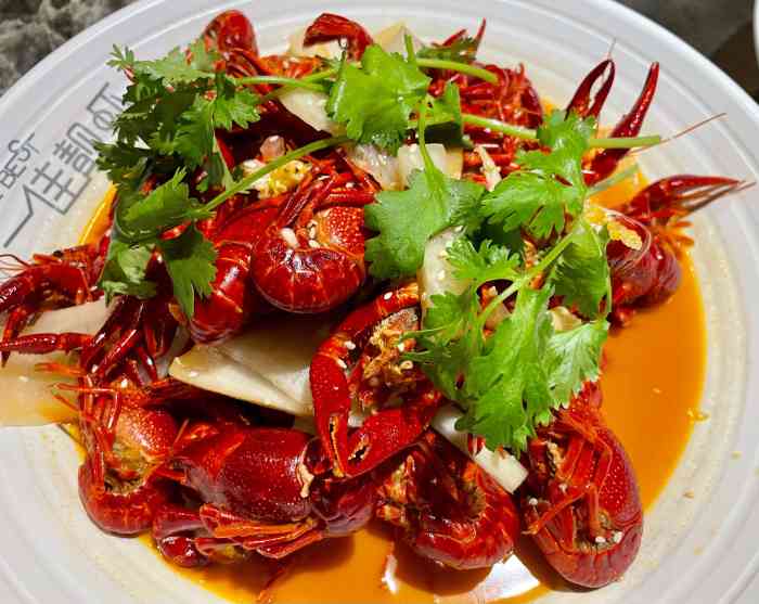 一佳靓虾(中河中路店)-"[薄荷]环境:店面很大,光线明亮且环境.