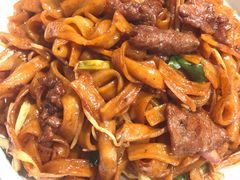 干炒牛河-稻香酒家·34年老字号·港式粤菜(汉街店)