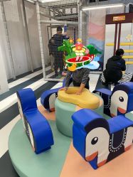 -奈尔宝家庭中心·亲子餐厅(北京东坝万达店)