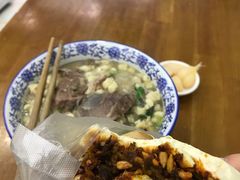 蛋菜夹馍-老马家马蓉蛋菜夹馍·腊牛肉夹馍(回民街店)