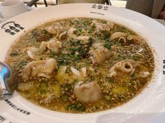 招财蹄花酸菜鱼-渔语鱼新川菜Bistro(万象天地店)