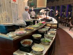 -怡豪大饭店·49楼旋转自助餐厅