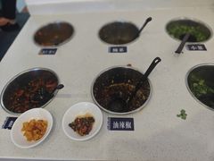 -桥香园过桥米线(国贸店)