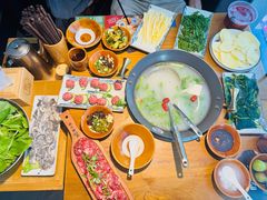 -贵厨酸汤牛肉(小十字店)