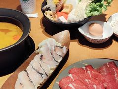 -呷哺呷哺(融创茂店)