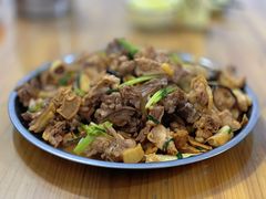 -遇龙河大樟树农家乐