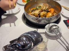 -七欣天香辣蟹火锅(闵行浦江欢乐颂店)