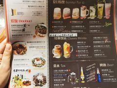 菜单-玛格萝妮比萨屋(陆家浜路店)