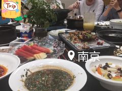 -香山湖家家宴(中山陵店)