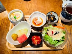 午市套餐小菜-阿吾罗日本料理(K11艺术中心店)