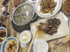 -冯烫烫跷脚牛肉·川菜小馆(武胜西街店)