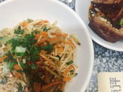 -湘下佬·老长沙吃货铺(酃湖万达店)
