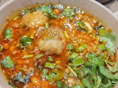 -肖肖酸萝卜鱼火锅(总店)