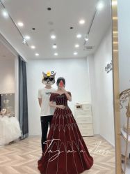 -予白婚纱礼服馆
