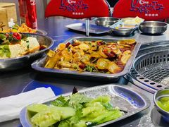 -马路牙子烧烤音乐酒馆(望京店)