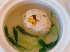 蟹粉狮子头-怡园饭店-餐厅(四望亭店)