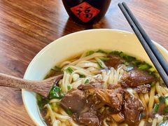 -矮子粉店1985·长沙米粉(湘春路店)