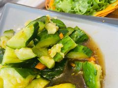凉拌青瓜-老刘生态大鱼坊铁锅炖鱼(赛马场店)