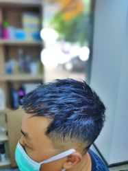-诗悦发型烫染SALON