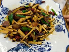-记忆湘菜馆(芙蓉镇店)