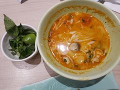 越式酸辣海鲜汤河粉-米纸越南小馆(金鹰世界店)