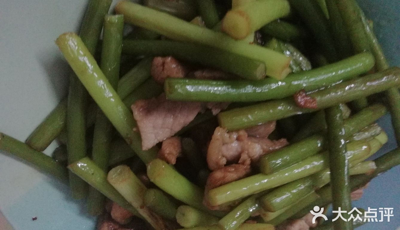 蒜心炒牛肉，入味