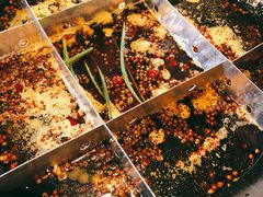 -岗上渣渣老火锅(两路口店)