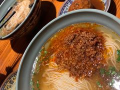 -老外婆本帮面(塔城路店)