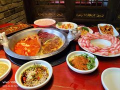 -袁老四重庆老火锅(桐梓坡店)