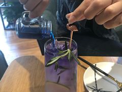 -ZING COFFEE 镜咖啡