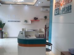 -海之声助听器 瑞士峰力直营中心(华麟大厦店)