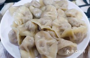 Sour Cabbage and Pork Dumplings