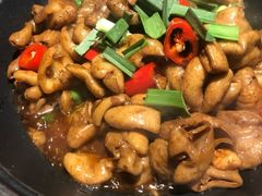 酸包菜炒肥肠-湘阁里辣(沙井华润万家店)