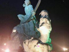-巴陵广场