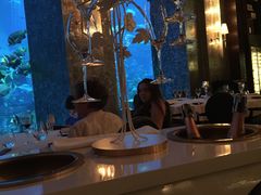 -迪拜帆船酒店海底餐厅