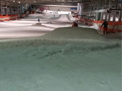 -乔波室内滑雪场
