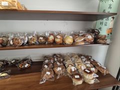 -雀食面包店(钟楼店)