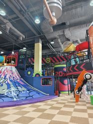 -欧酷世界动力星球(王府井奥莱UP TOWN店)