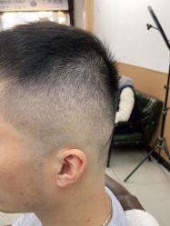 -纯剪男士理发馆·烫染专业店