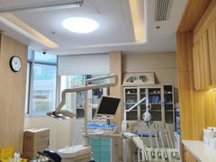 -上海仁爱医院口腔科 · 种植