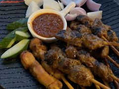 -Sunset Bar(丹绒亚路香格里拉店)