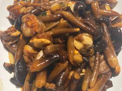鸡枞菌炒扇贝-青雅中餐厅(大连金石滩绿发希尔顿度假酒店)