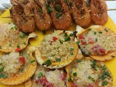 -覃记海鲜美食餐厅