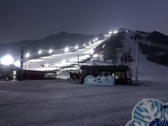 -辽阳弓长岭温泉滑雪场