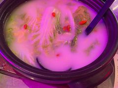 翅汤筒骨煲奶白菜-啫神·广州地标美食(北京路店)