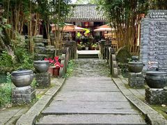 -土砂锅生态山庄·非遗砂锅雅鱼