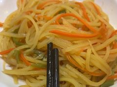 -金杨拉面王小吃面馆·牛三宝面·红烧牛肉粉